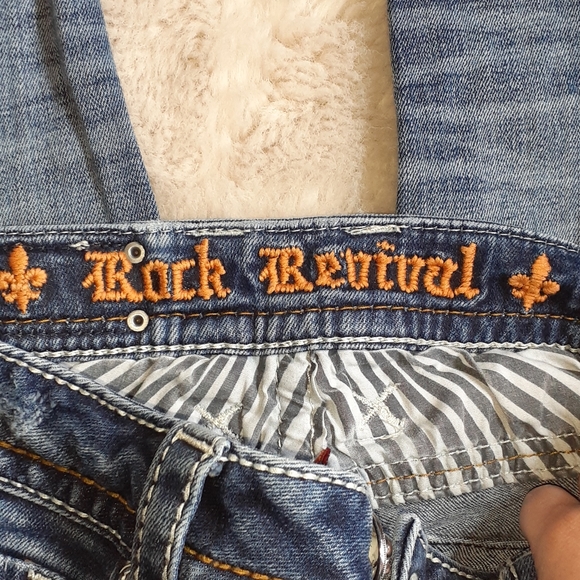 Rock Revival Jeans - Picture 8 of 12